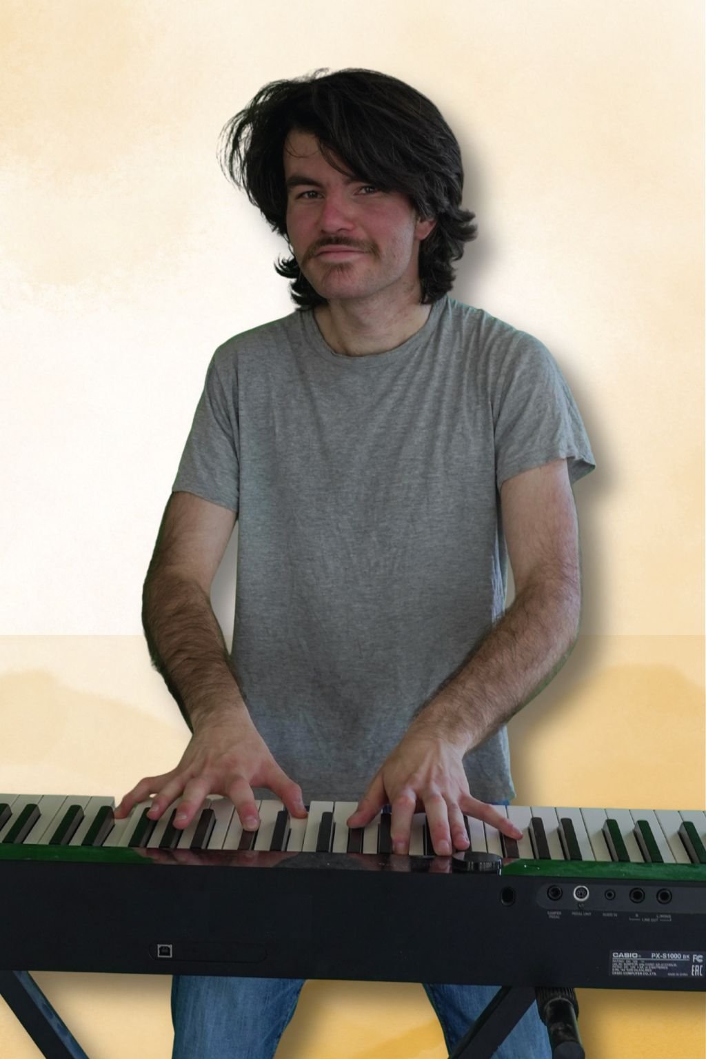Lucas, musicien de la troupe LES NIMP'PROS à Angers